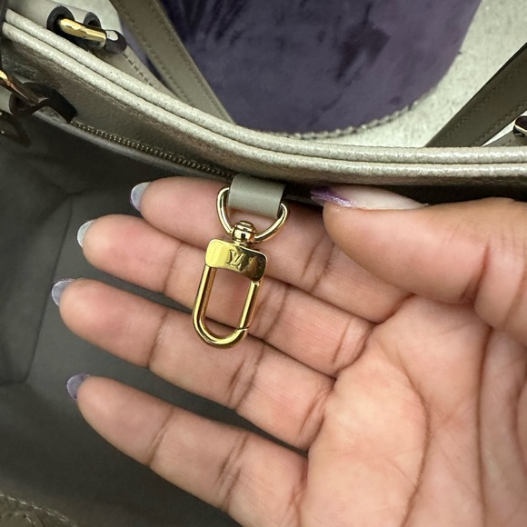 ⭐️Like New ⭐️ Louis Vuitton OnTheGo MM - Picture 12 of 16